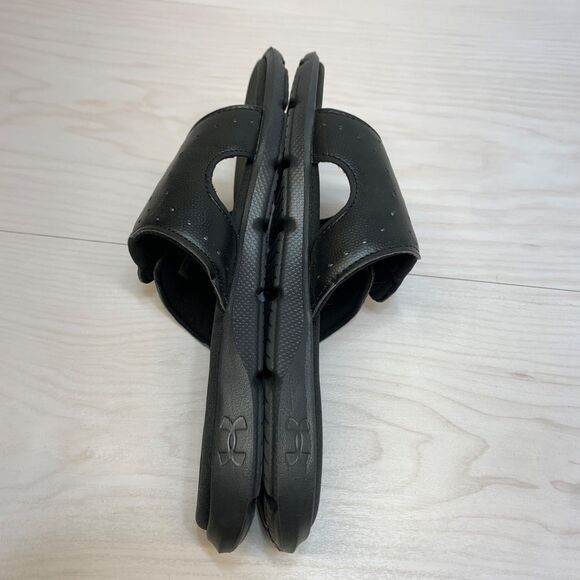 UNDER ARMOUR womens slip on sandals Ignite slides Size 7 Black White - Picture 3 of 9